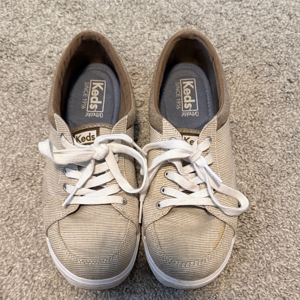 Keds Beige and White Casual Sneakers
